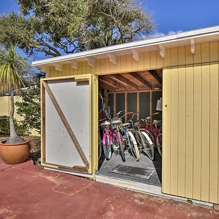 Sunny Cocoa Beach Escape With Bikes, Walk To Beach Exterior photo
